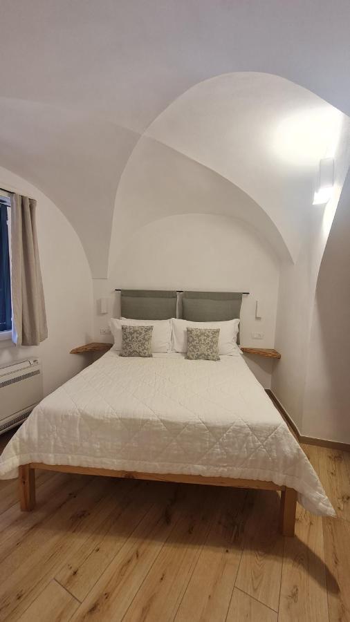 Federico II - Rooms And Breakfast Borgio Verezzi Εξωτερικό φωτογραφία